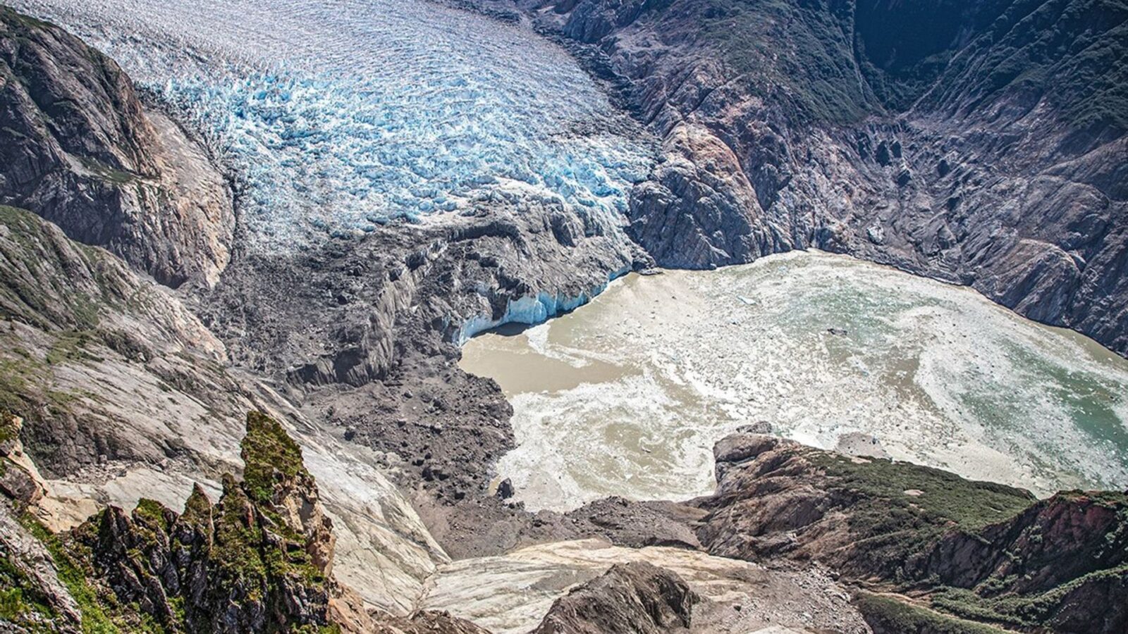 🌍 Tierra: Un megatsunami “rebotó” un día en Alaska