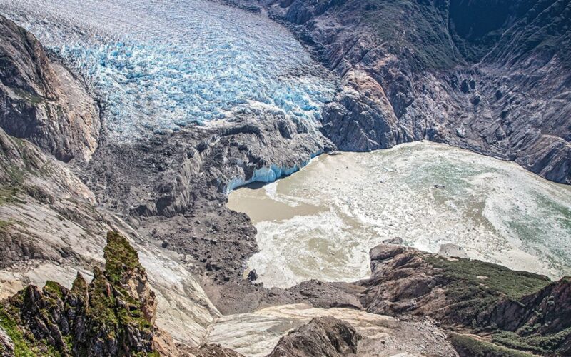 🌍 Tierra: Un megatsunami “rebotó” un día en Alaska