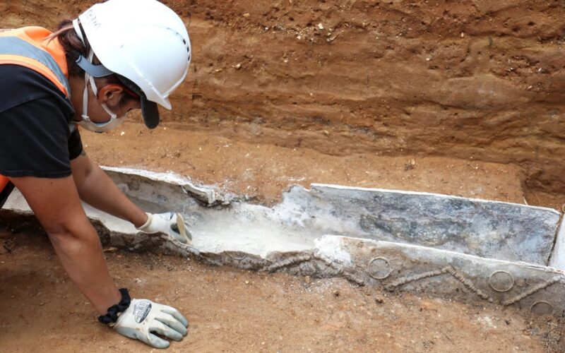 🏺 Arqueología: Hallan tumba romana con resinas exóticas