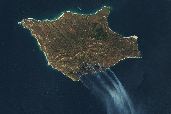 🌍 Tierra: Landsat 9 capta incendio en Santa Rosa