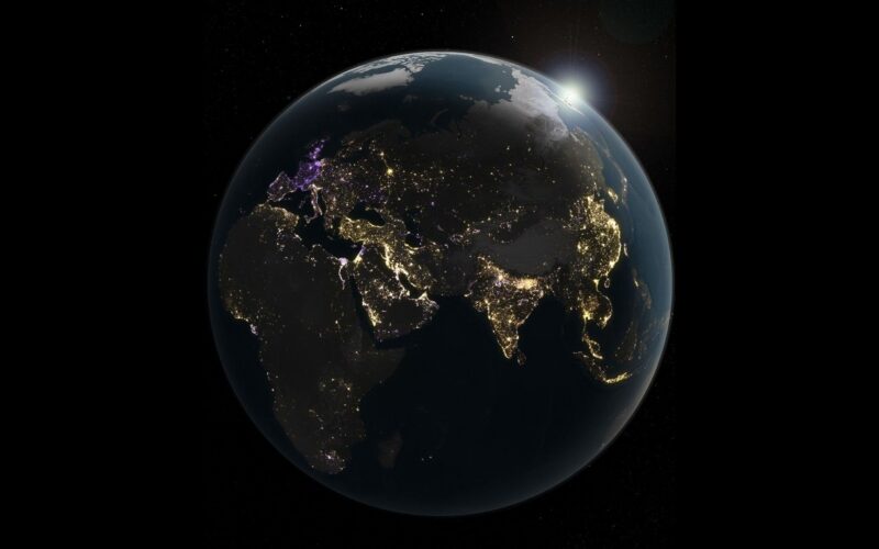 🌍 Tierra: la noche no brilla igual en todas partes
