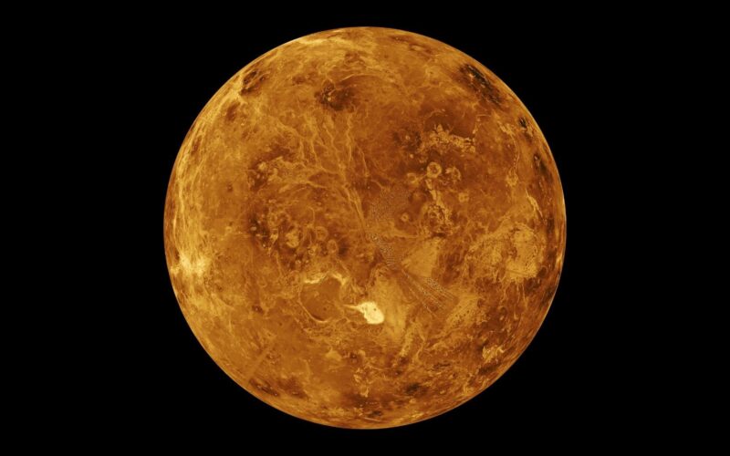 🚀 Espacio: Venus revela anillos que desconciertan