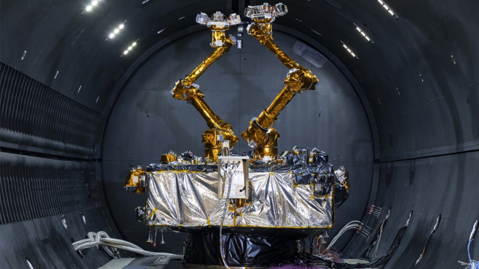 🚀 Espacio: DARPA alista robot reparador en GEO
