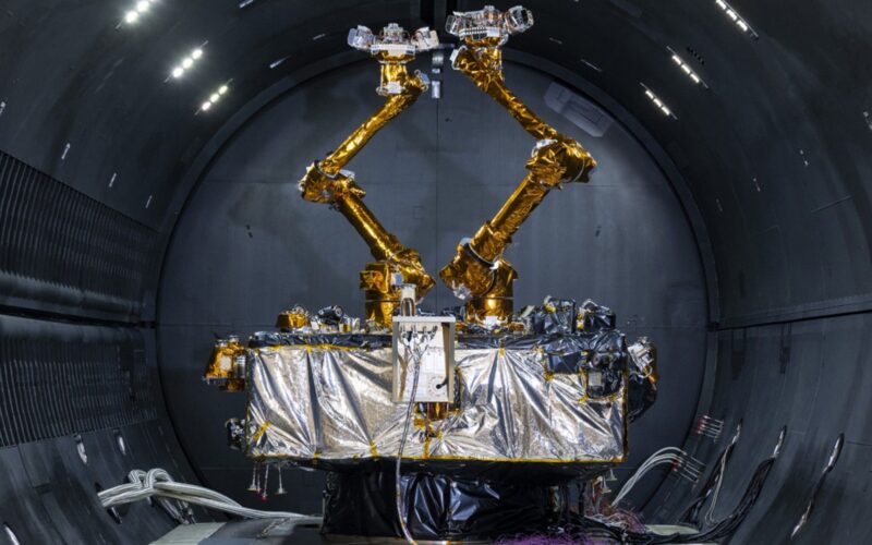 🚀 Espacio: DARPA alista robot reparador en GEO