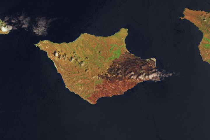 🌍 Incendios: Un fuego quemó un tercio de Santa Rosa