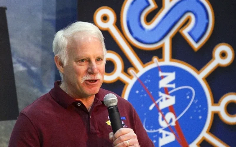 Tierra: Jim Irons gana el Premio Pecora