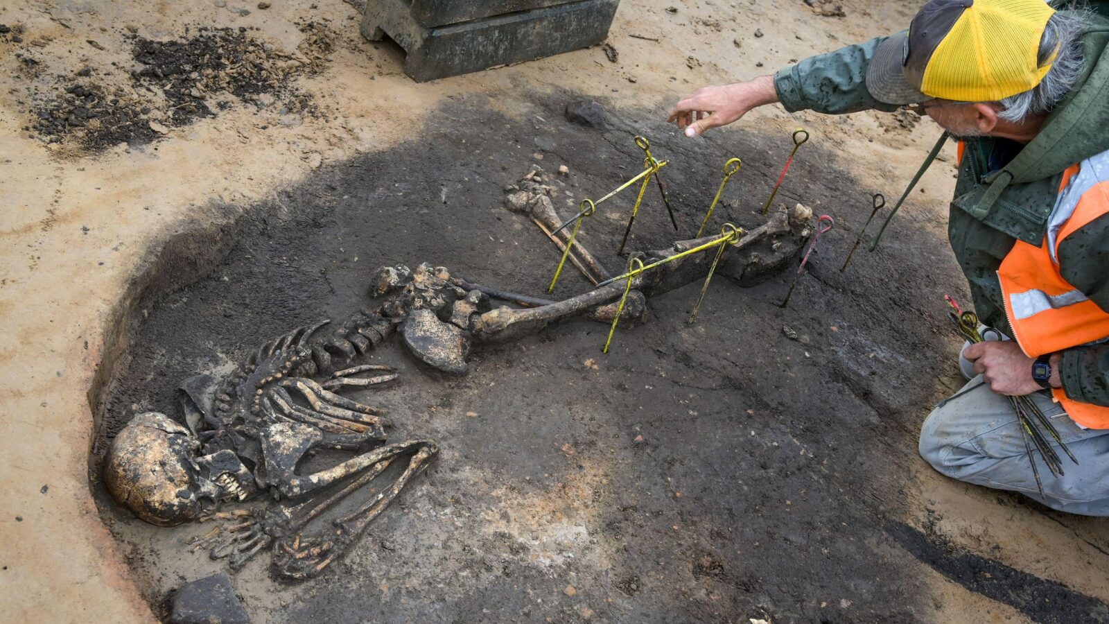 Arqueología: Un enterramiento en horno intriga en Alemania