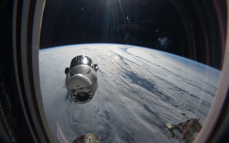 Espacio: Salud espacial con realidad aumentada y virtual