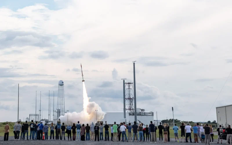 Espacio: Un cohete sonda llevará experimentos estudiantiles