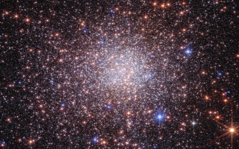 Astronomía: Terzan 5 guarda cuatro generaciones estelares