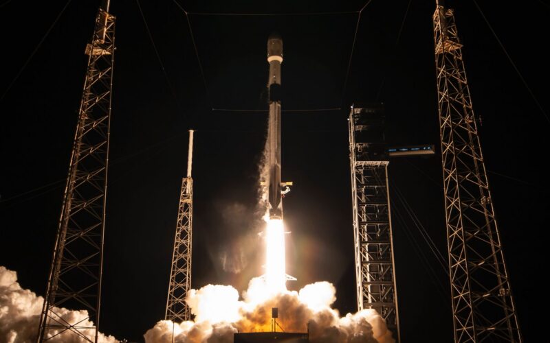 Espacio: SpaceX lanzará el satélite SXM-11 esta noche