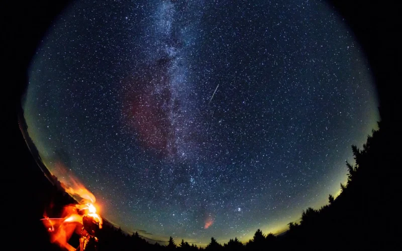 Espacio: Doble cita con meteoros y asteroides
