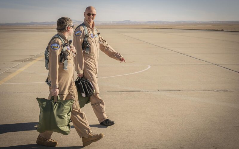 Método: Un día de ensayos de vuelo en NASA Armstrong