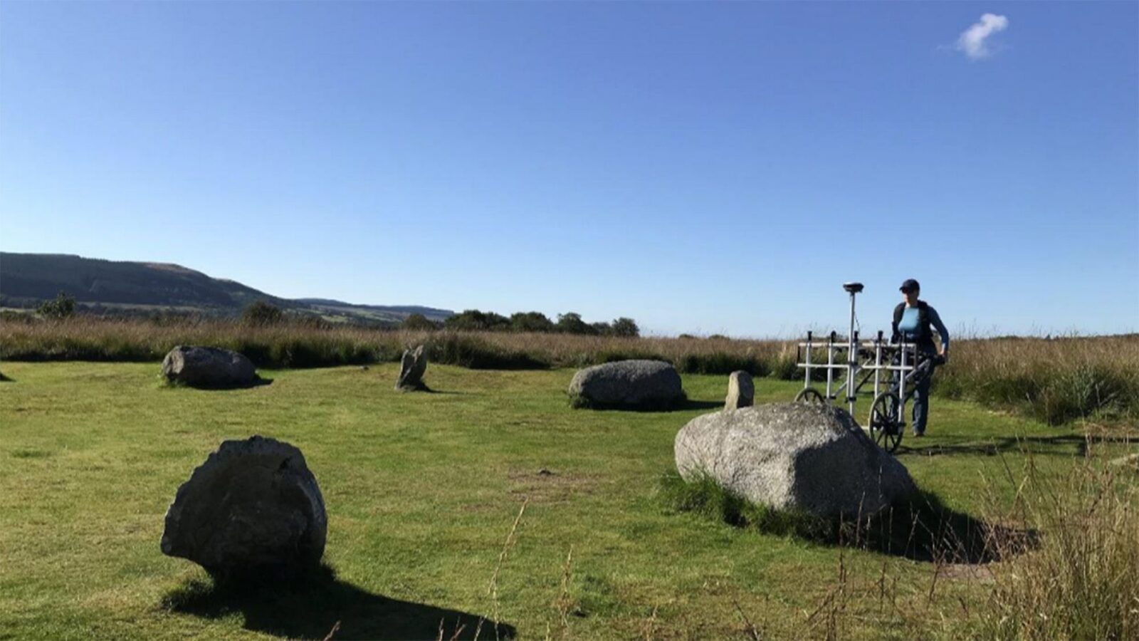 🪨 Arqueología: Un anillo oculto bajo la turba escocesa