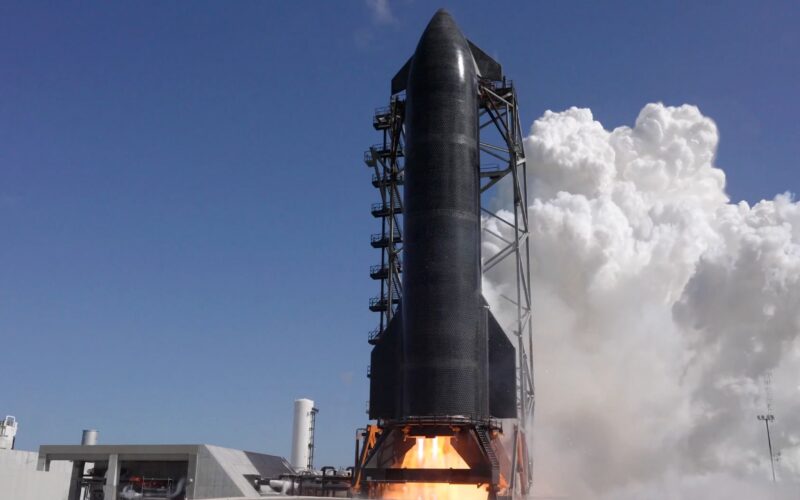 Espacio: Starship enciende seis motores antes del vuelo 13