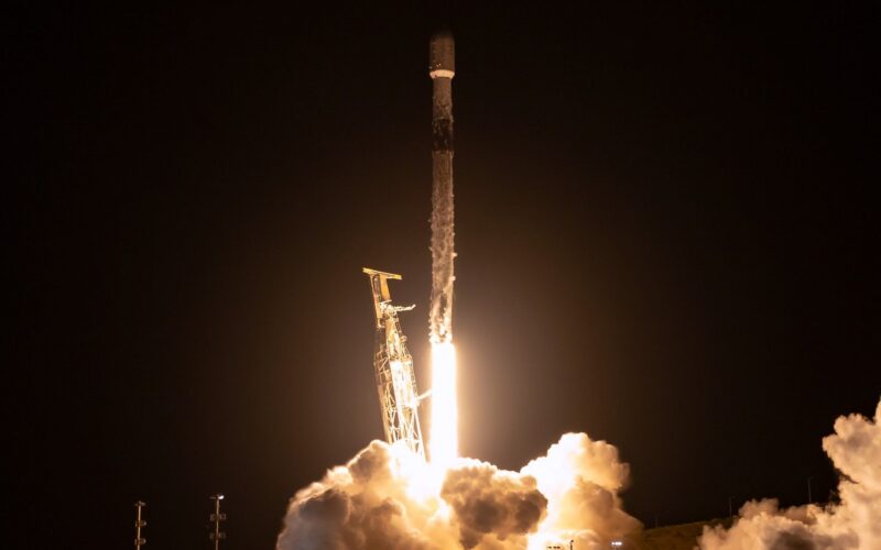 Espacio: Falcon 9 lanzará 81 satélites el 7 de julio