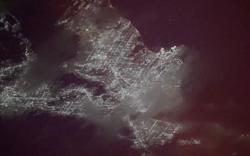 Espacio: Los fuegos artificiales vistos desde la ISS