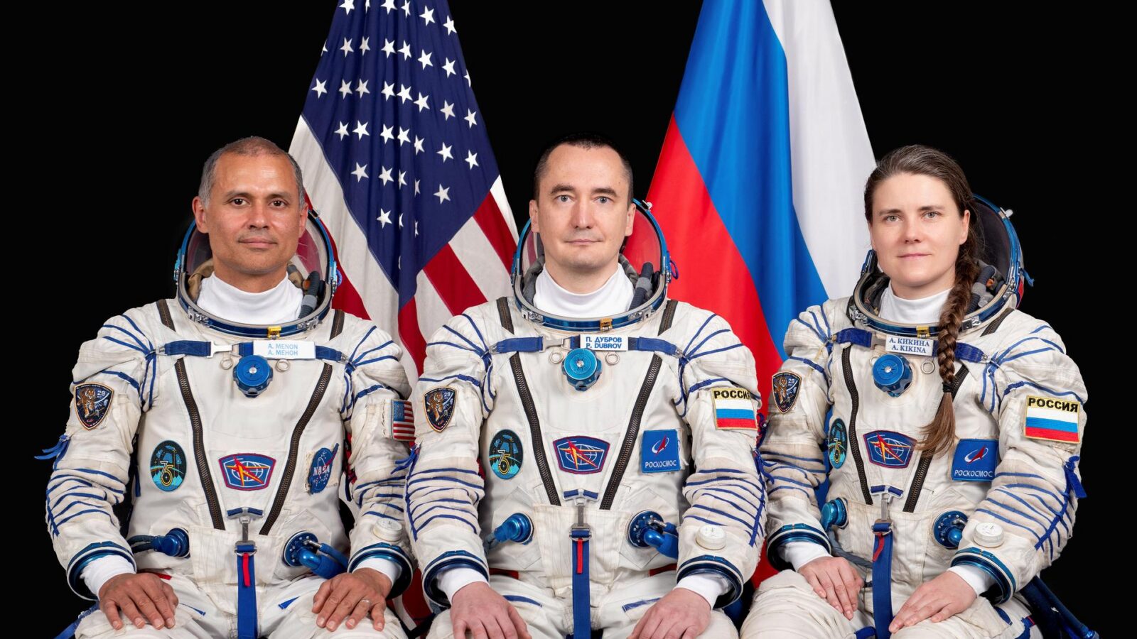 Espacio: Tres tripulantes llegan a la Estación Espacial Internacional
