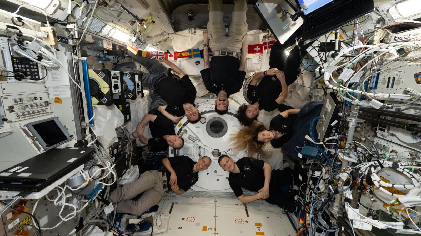 Espacio: Diez tripulantes trabajan en la Estación Espacial