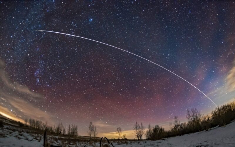 Espacio: Un “anillo de satélites” podría dominar el cielo