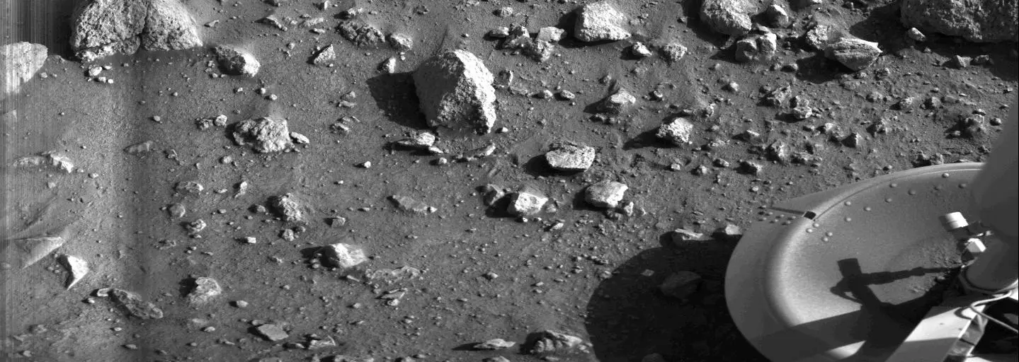 Espacio: La primera foto desde el suelo marciano