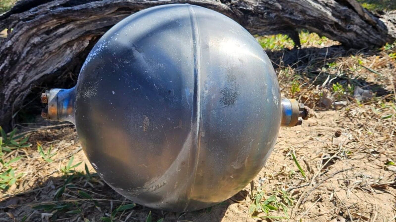 Espacio: “Bolas espaciales” caen en Australia
