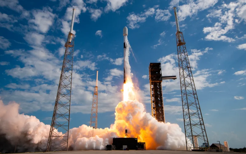Espacio: Robots para alargar la vida de satélites