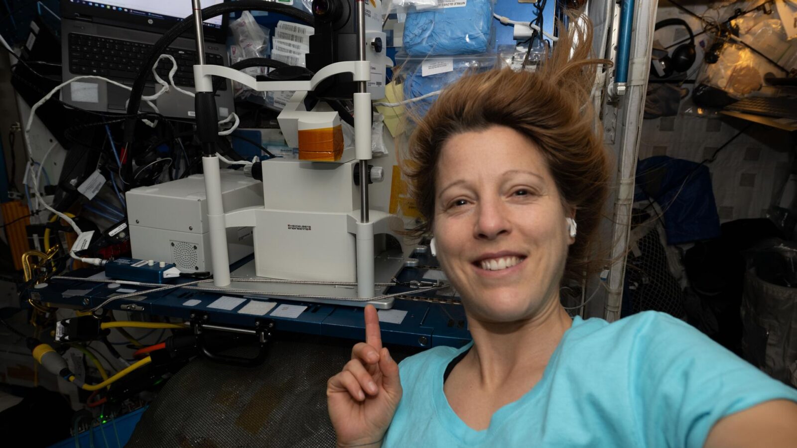 Espacio: gimnasio orbital y ojos bajo vigilancia antes de un paseo espacial
