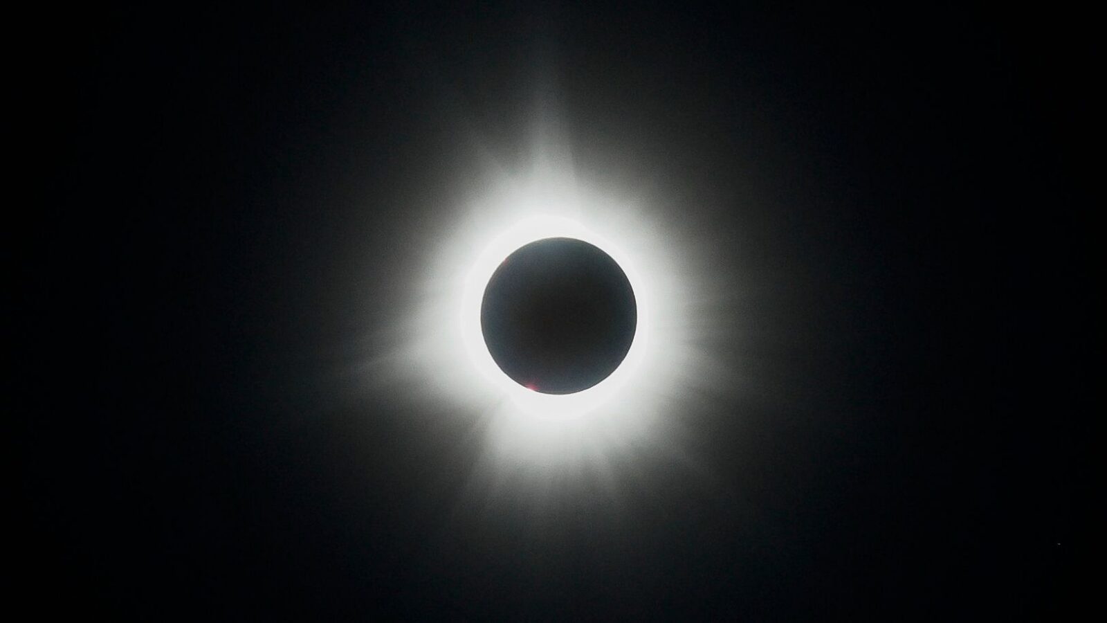 Espacio: El Sol desaparecerá el 12 de agosto