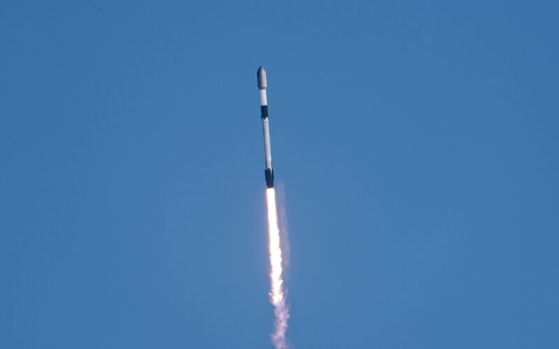 Espacio: 24 Starlink más desde California