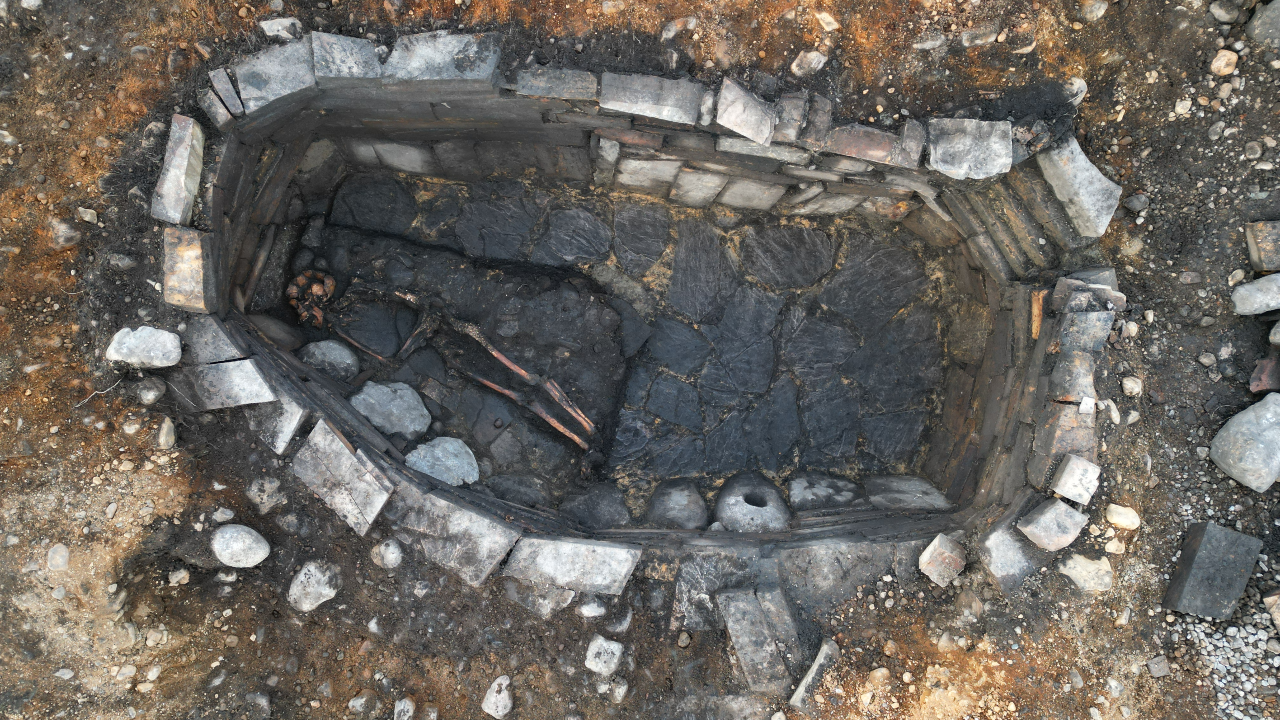 Arqueología: Hallan un entierro en un pozo escocés