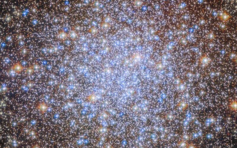 Espacio: Un candelabro de estrellas antiguas