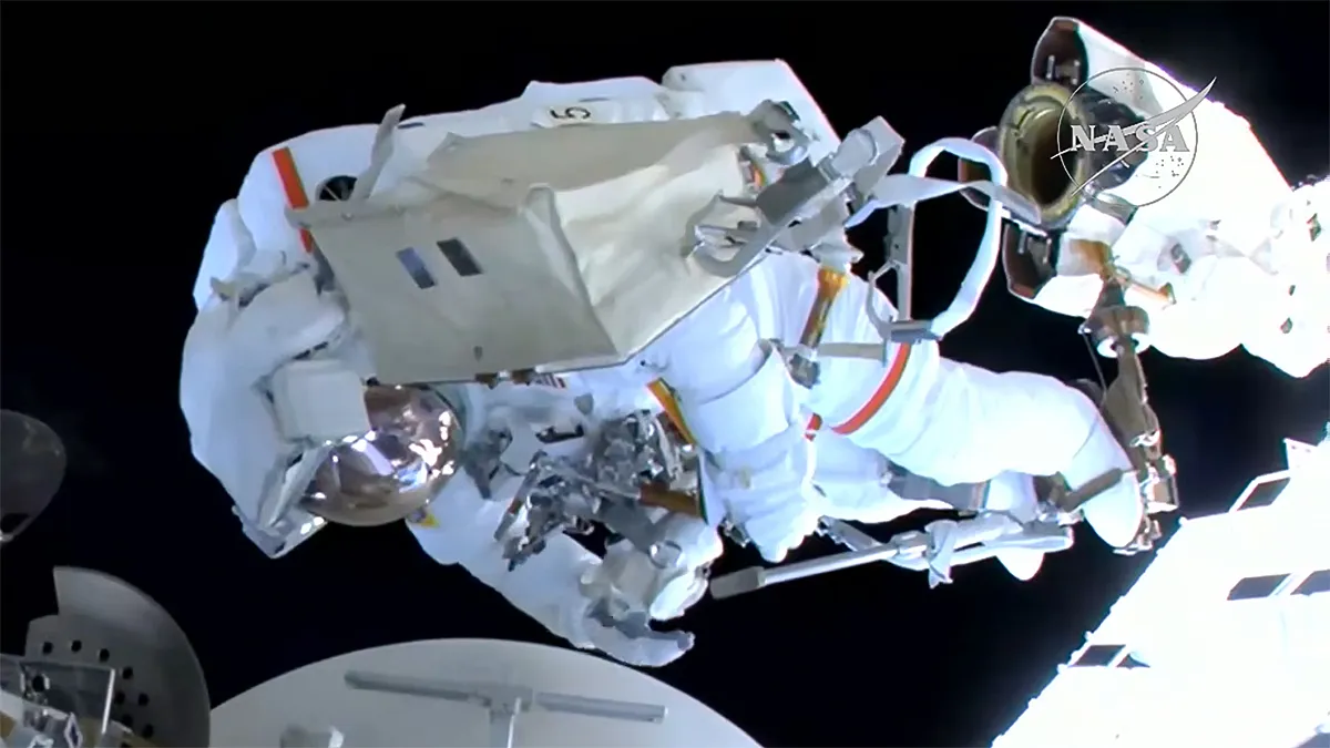 Espacio: Instalan antena de alta velocidad en la ISS