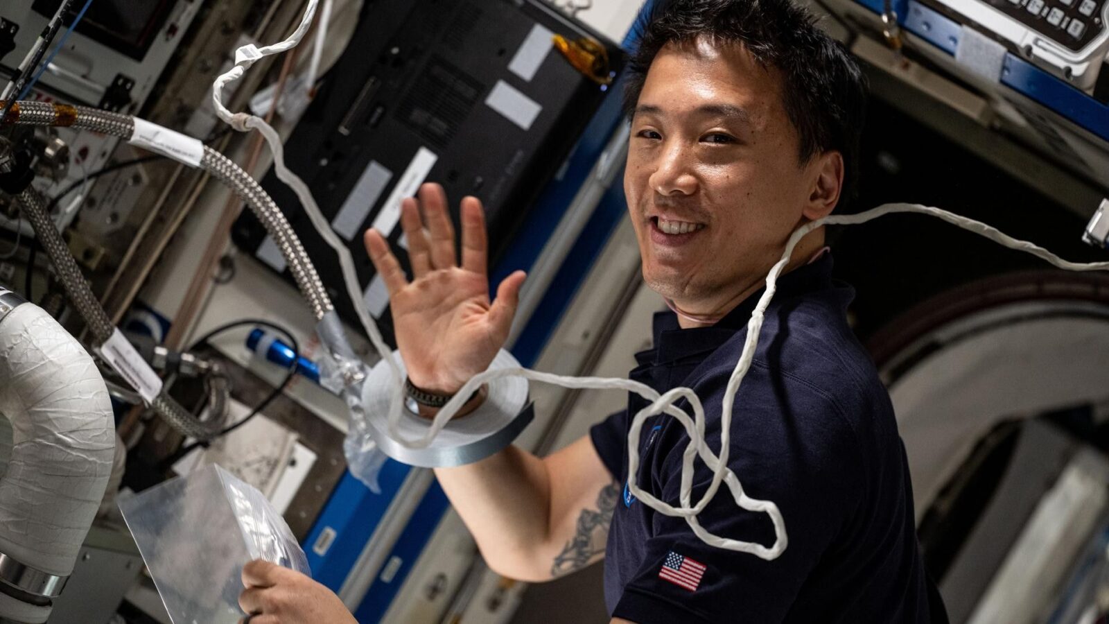Espacio: Jonny Kim deja la NASA y vuelve al servicio militar