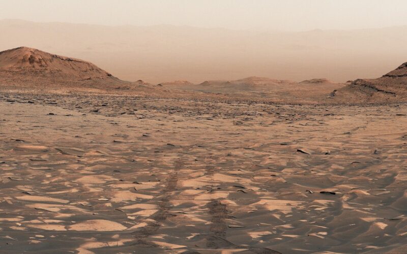 Espacio: Curiosity gana un kilómetro de altura en Marte