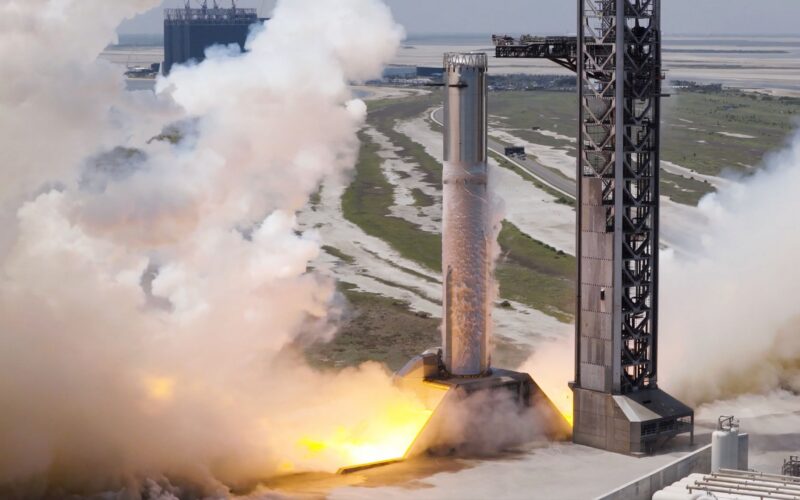 Espacio: SpaceX prueba 33 motores del Super Heavy