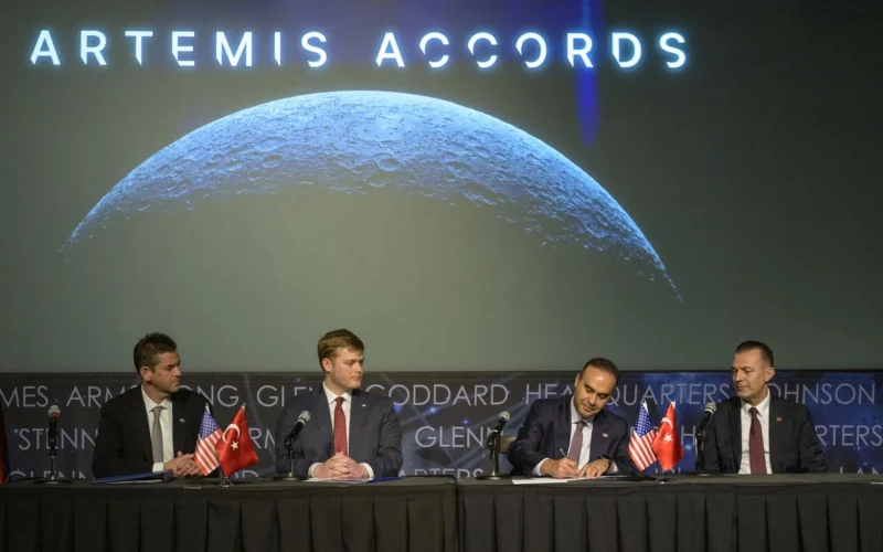 Espacio: Türkiye se suma a los Acuerdos Artemis