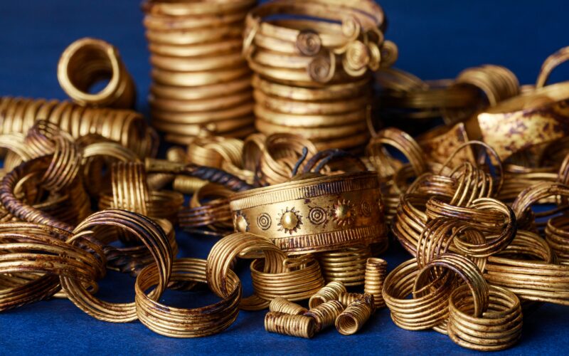 🏺 Arqueología: El tesoro de oro de Gessel