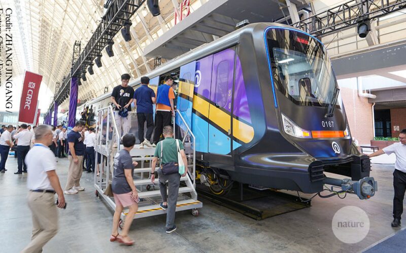 Tecnología: China prueba doctorados prácticos sin tesis