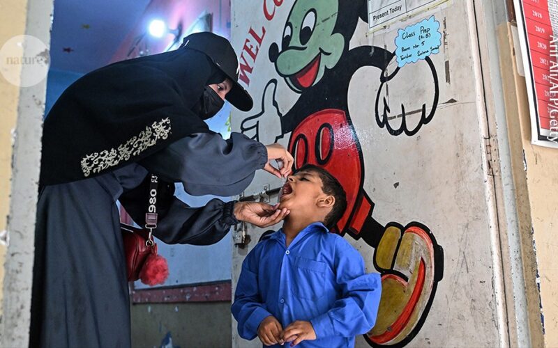 Salud: La erradicación de la polio se atasca