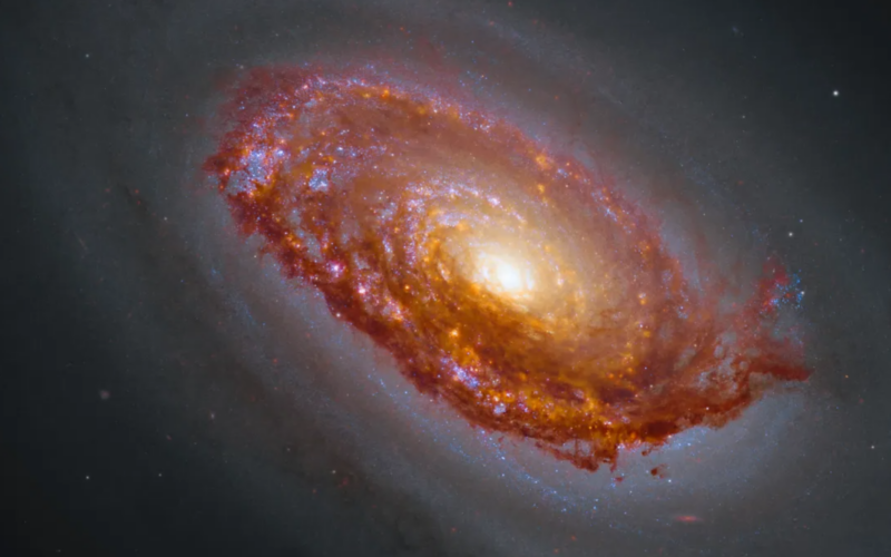 Espacio: Dos telescopios retratan la Galaxia del Ojo Negro