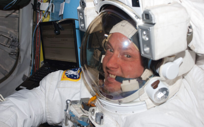 Espacio: Mike Fincke deja la NASA tras 30 años