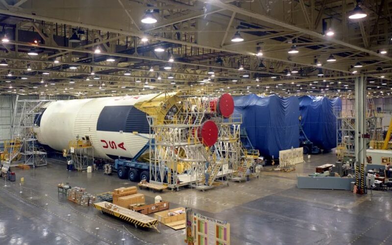 Espacio: NASA frenó la producción del Saturn V