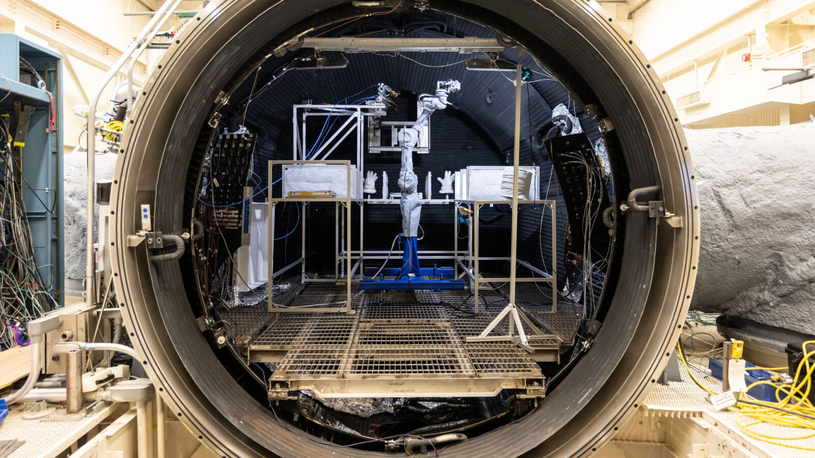 Espacio: El polvo lunar a prueba antes de Artemis