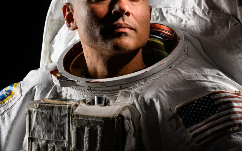 Espacio: Anil Menon viajará a la estación espacial
