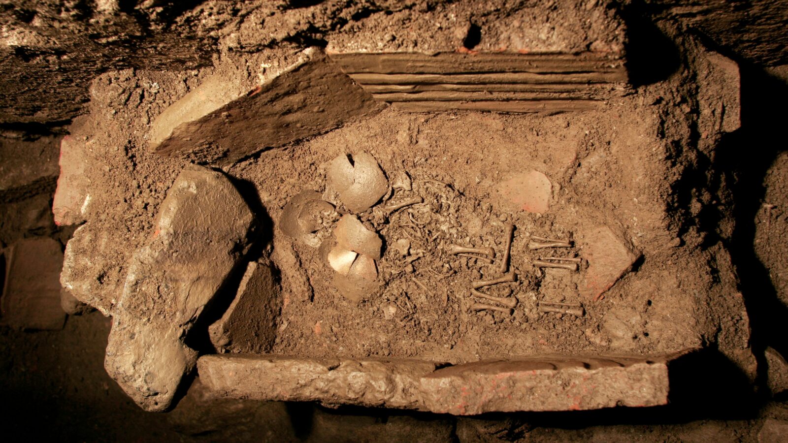 Arqueología: Hallan posible tumba de gemelos en Éfeso