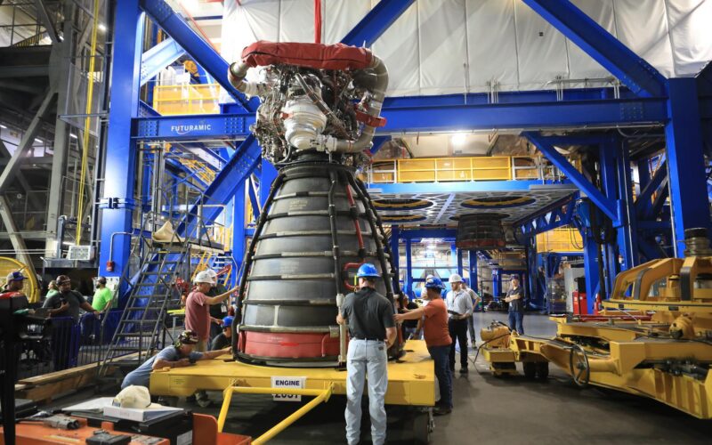 Espacio: Cuatro motores históricos para Artemis III