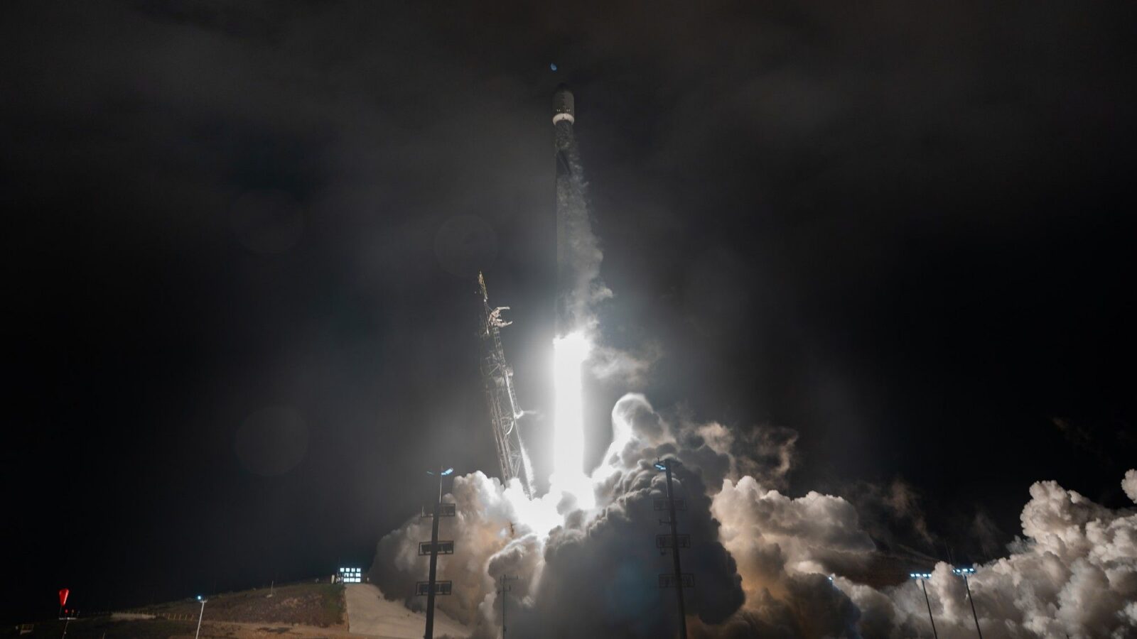 Espacio: Falcon 9 completa su vuelo número 35