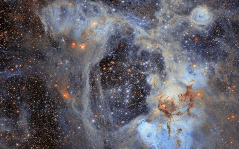 Espacio: Hubble retrata una cuna estelar en N44