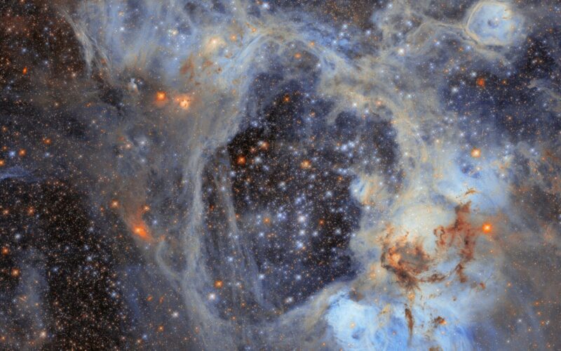 Espacio: Hubble retrata una gigantesca «superburbuja»